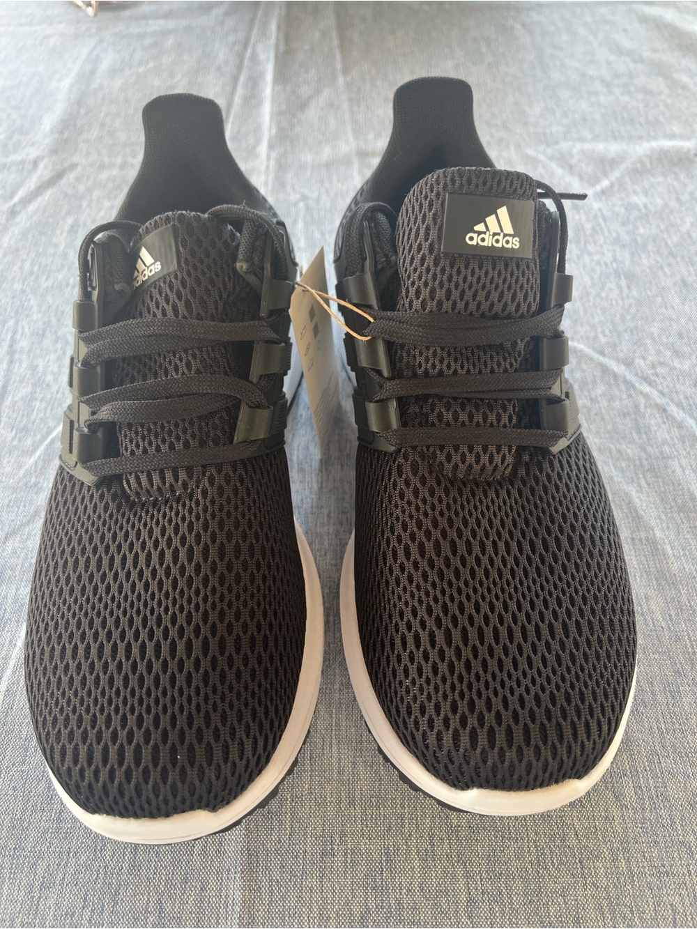 adidas Ultimashow Black Mesh Lace-Up Running Shoes with White Midsole Women’s 7.